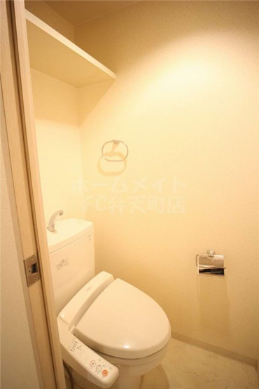 【トイレ】 | エスリード弁天町南 | 温水洗浄便座トイレです