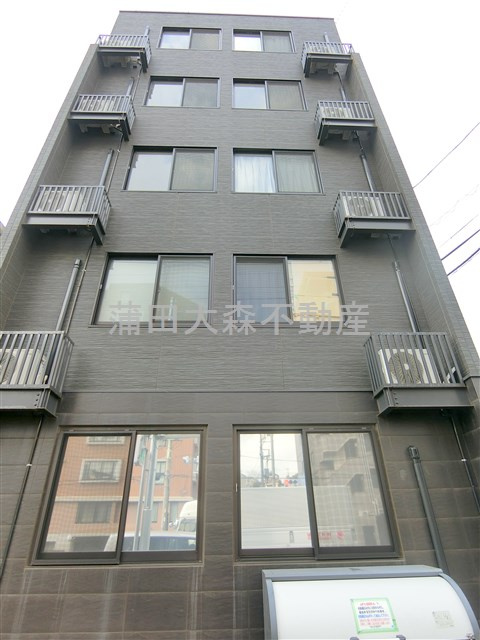 レピュア大森レジデンスの外観|2020年12月築　鉄骨造地上5階建て総戸数15戸
東京都大田区南馬込3丁目　JR京浜東北線大森駅徒歩14分、都営浅草線馬込駅徒歩18分