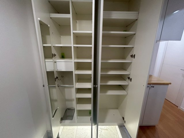 アーデンタワー北堀江の収納