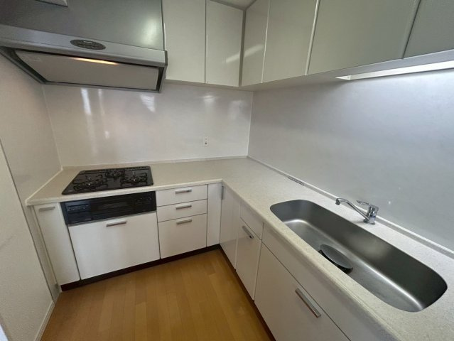 アーデンタワー北堀江のキッチン