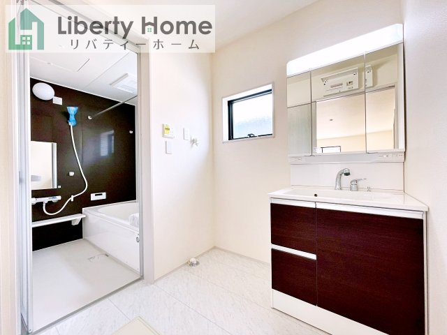 笠間駅前1期　新築戸建　4号棟の独立洗面台