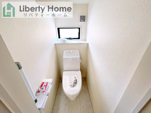 笠間駅前1期　新築戸建　4号棟のトイレ
