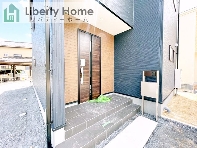 笠間駅前1期　新築戸建　4号棟のエントランス
