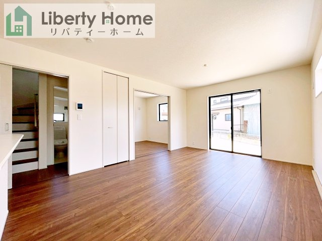 笠間駅前1期　新築戸建　4号棟の居間・リビング