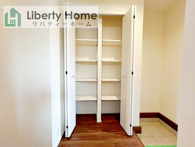 笠間駅前1期　新築戸建　6号棟の玄関