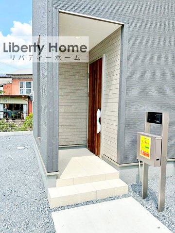 笠間駅前1期　新築戸建　6号棟のエントランス