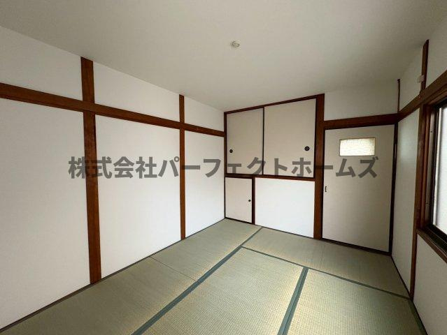 萱島桜園町テラスハウスの和室|和室、ちょっとしたくつろぎスペースにいかがでしょうか