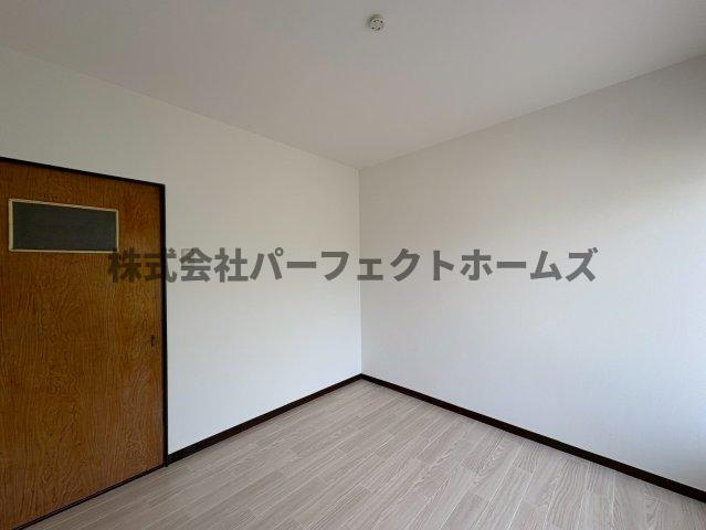 萱島桜園町テラスハウスの洋室|コンパクトで使いやすい洋室です