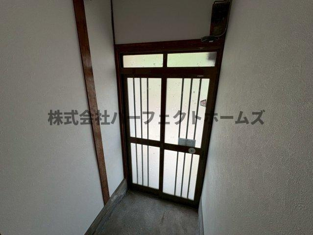 萱島桜園町テラスハウスの玄関|シンプルで使いやすい玄関です
