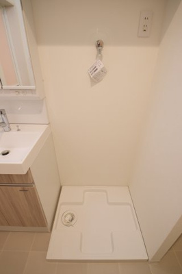 【設備】 | REGALEST初芝駅 | 室内洗濯機置場