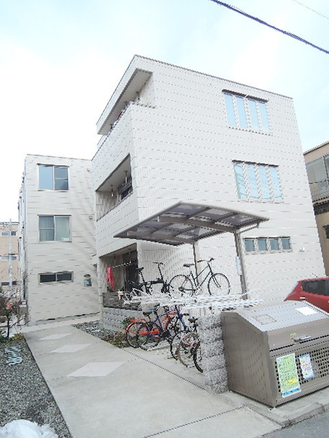 Ｂｅａｃｈ　Ｔｒａｃｅ材木座のエントランス|旭化成のペット共生住宅