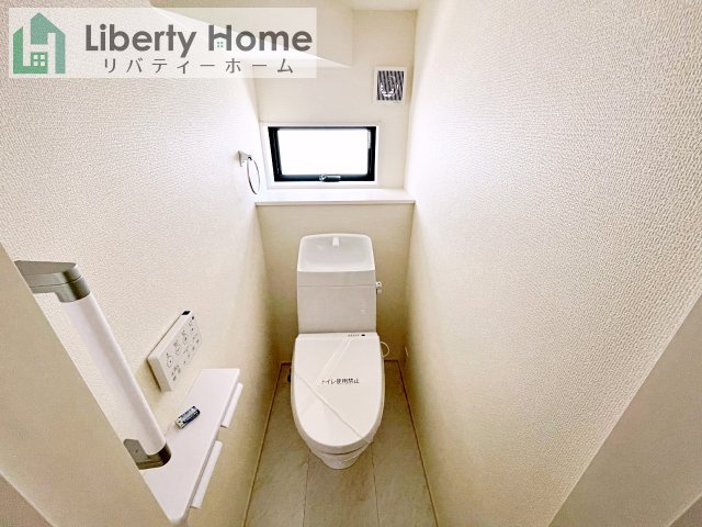 笠間駅前1期　新築戸建　1号棟のトイレ