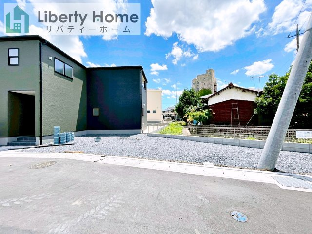 笠間駅前1期　新築戸建　1号棟の駐車場