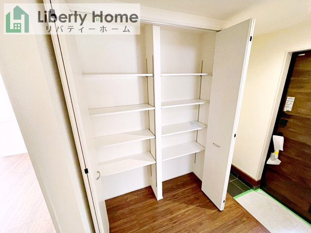 笠間駅前1期　新築戸建　1号棟の玄関