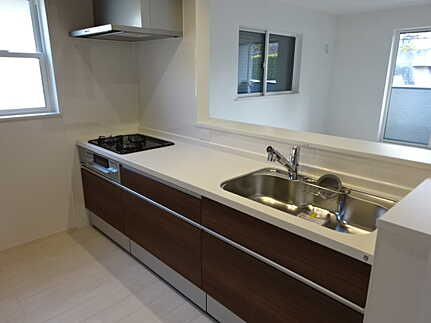 広島市南区青崎２丁目　新築一戸建てのキッチン