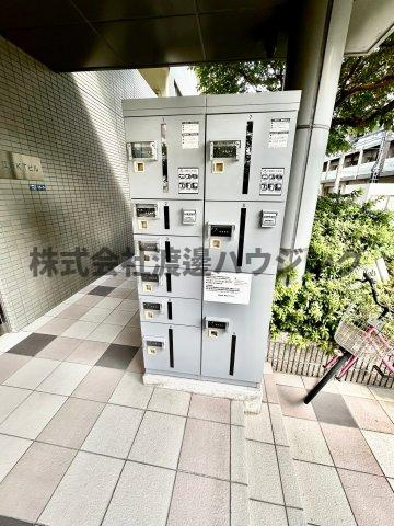 アールエスフラッツのその他共用部分|宅配BOX付