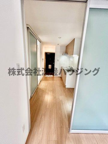 アールエスフラッツの居間・リビング