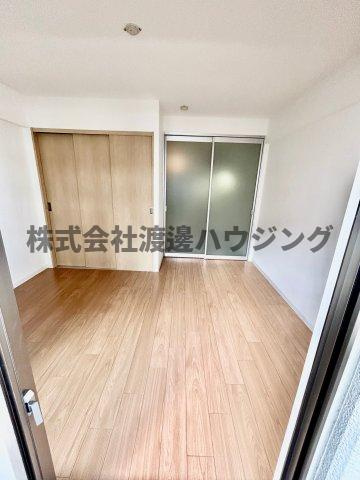 アールエスフラッツの寝室