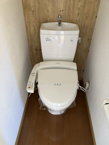 レイク・ノナのトイレ