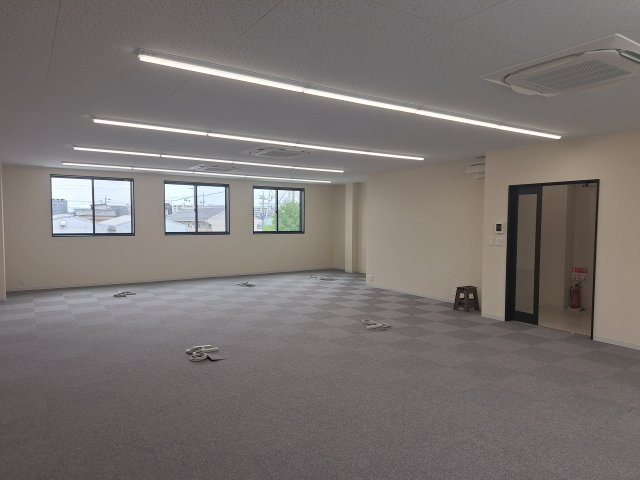 東名西町２－４９ＧＩＭＵＣＯの内装|2階事務所
OAフロアになっています