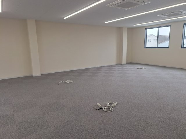 東名西町２－４９ＧＩＭＵＣＯの内装|2階事務所
OAフロアになっています