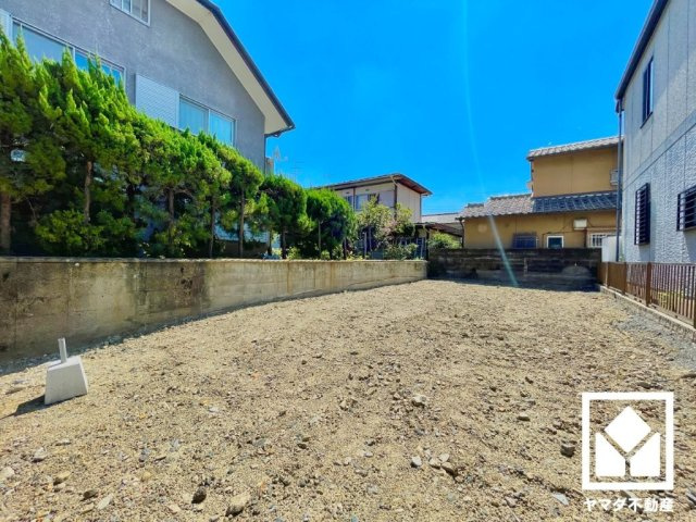 伏見区羽束師鴨川町の外観