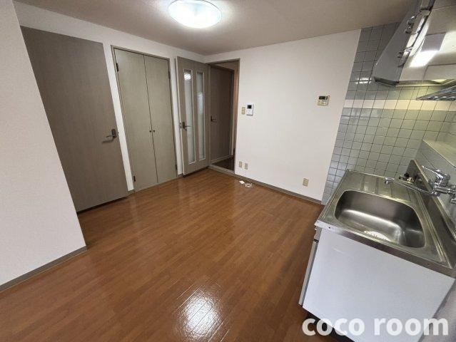 パレスフォーシーズンの居間・リビング