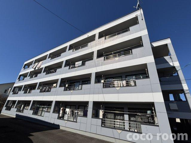 パレスフォーシーズンの外観