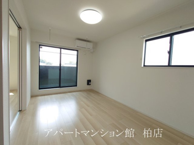 【居間・リビング】 | ソルス・おおたか | 同施工会社、同型タイプです