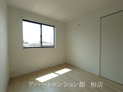 【寝室】 | ソルス・おおたか | 同施工会社、同型タイプです