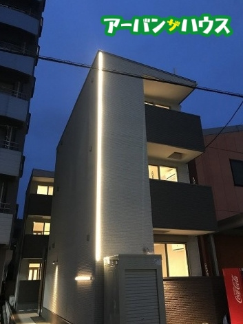 REGALEST 大供の外観