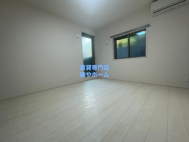 フジパレス中加賀屋Ⅲ番館の寝室|落ち着いた色調の寝室です