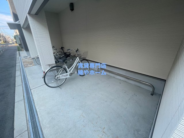 フジパレス中加賀屋Ⅲ番館の駐車場|駐車場完備です