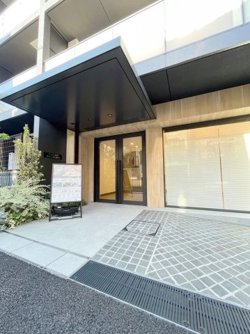 「防音マンション」パークアクシス板橋MUSEのエントランス|建物の内部です