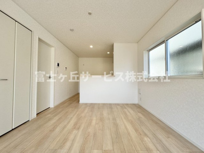 【キッチン】 | 静岡市清水区蜂ヶ谷 5期 新築一戸建て 3号棟 | キッチン正面です