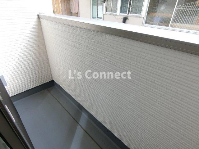 【バルコニー】 | vogue house F | 晴れた日には洗濯物もたくさん干せます。