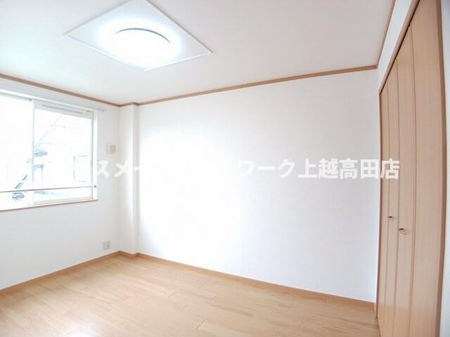 Ｎｅｏ　Ｃａｐｅの洋室|洋室5.7帖