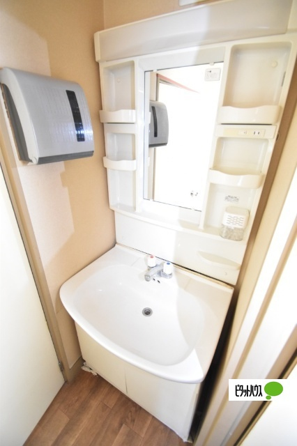 高野ビルの内装