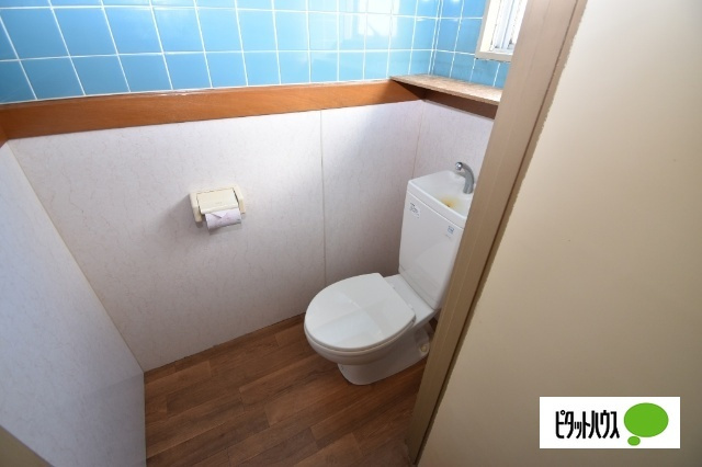 高野ビルの内装