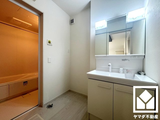 伏見区醍醐大高町　1期　2号棟の洗面所