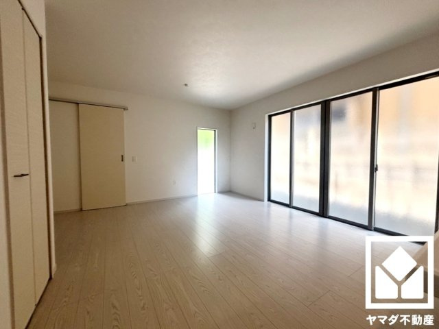 伏見区醍醐大高町　1期　2号棟の居間・リビング