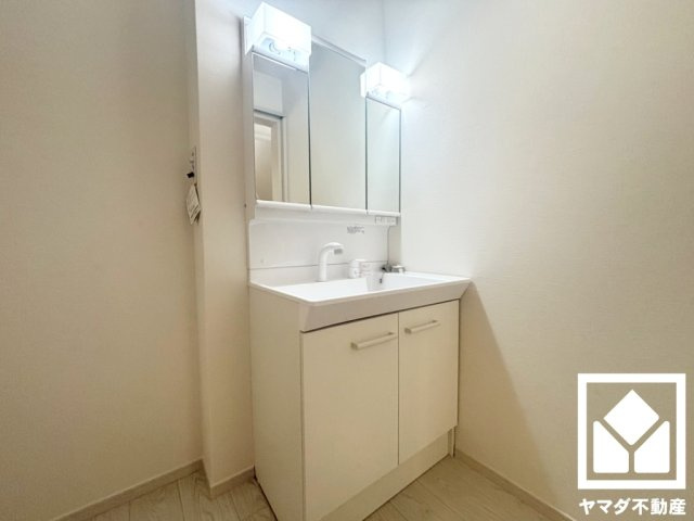 伏見区醍醐大高町　1期　2号棟の独立洗面台