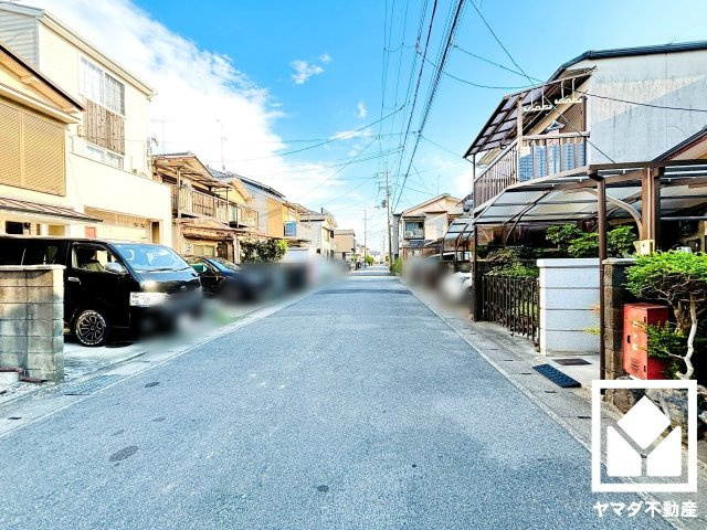 伏見区川東町の前面道路含む現地写真