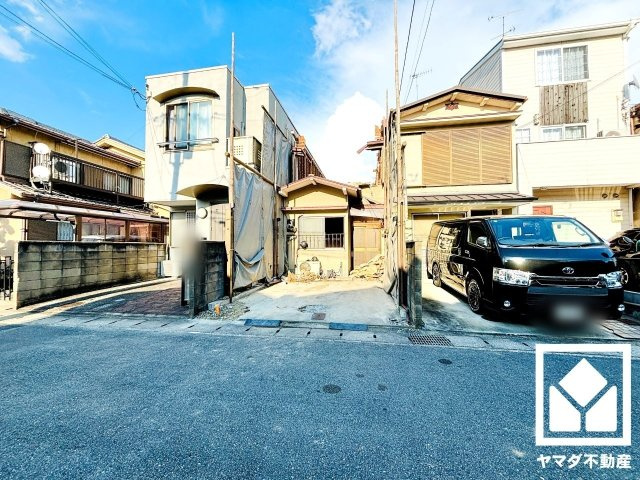 伏見区川東町の外観