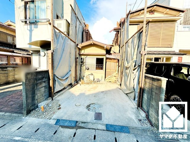 伏見区川東町の外観