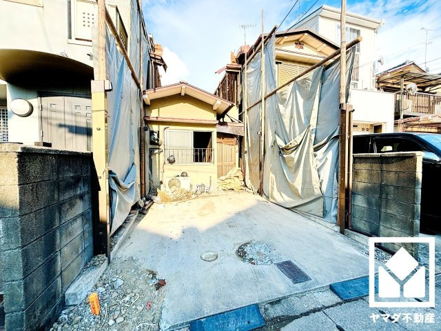 伏見区川東町の外観