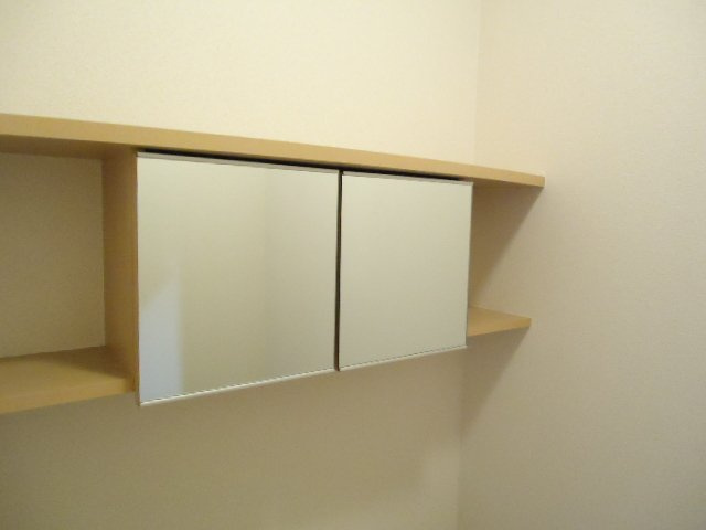 メゾン・ルミナスⅠの収納|ＷＣ収納