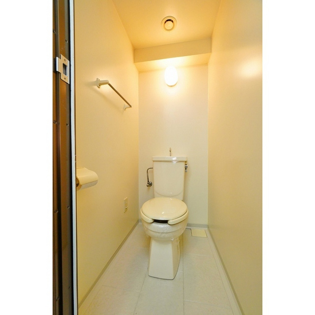 岐阜市加納安良町のアパートのトイレ|洋式トイレ