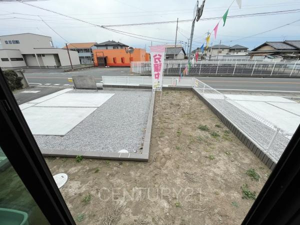 伊勢崎市長沼町第4 4号棟のその他|リビングからの眺望です。