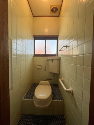 【居間・リビング】 | 兵庫区梅元町　中古戸建